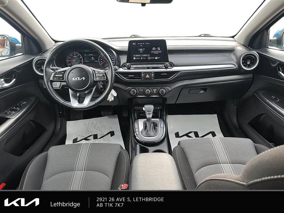 2023 Kia Forte-9