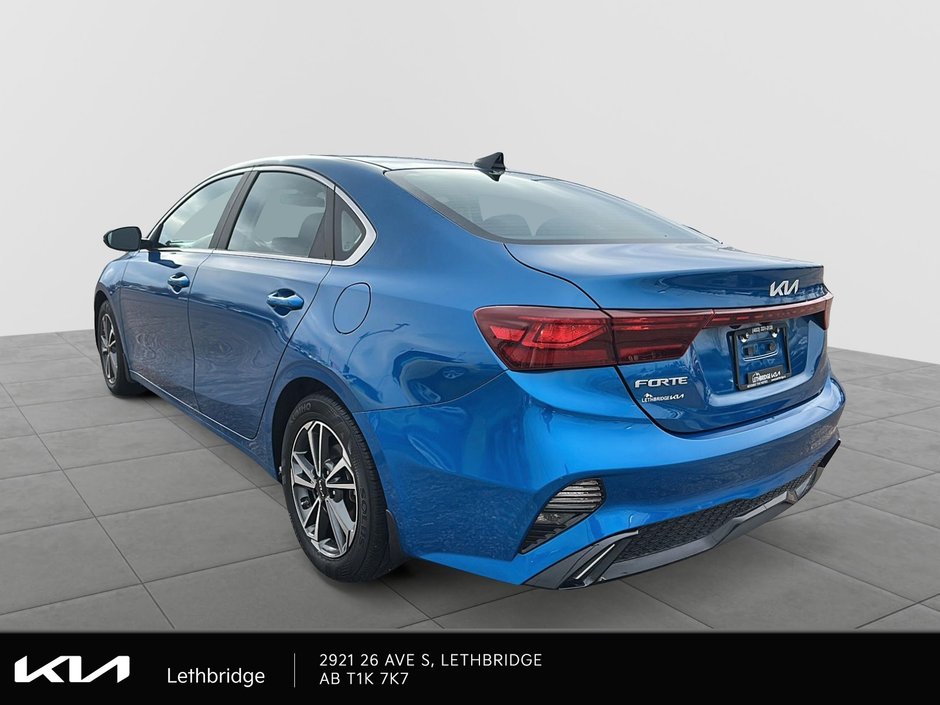 2023 Kia Forte-3