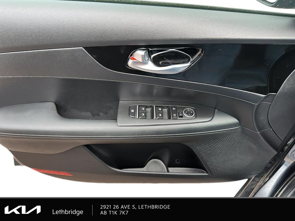 2024 Kia Forte EX-10