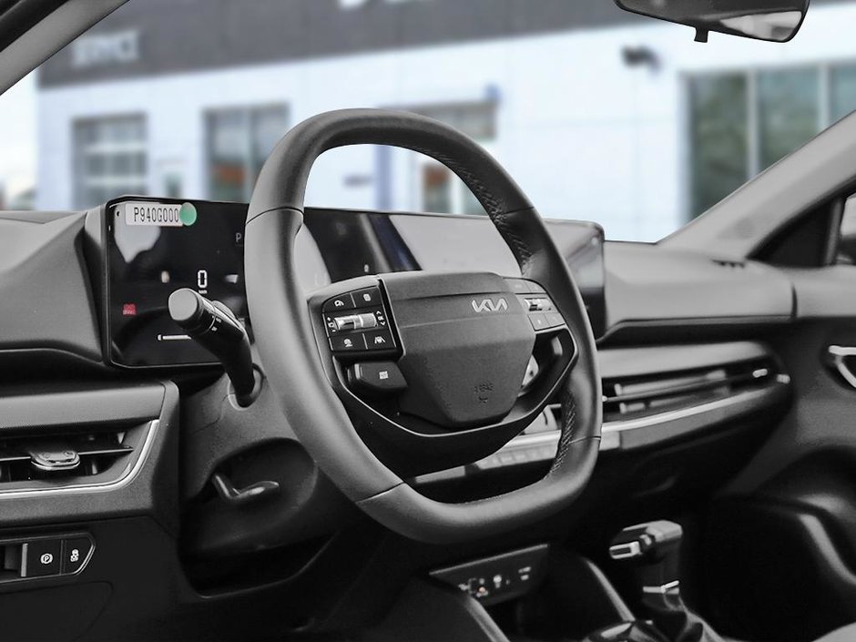 2025 Kia K4 EX-9