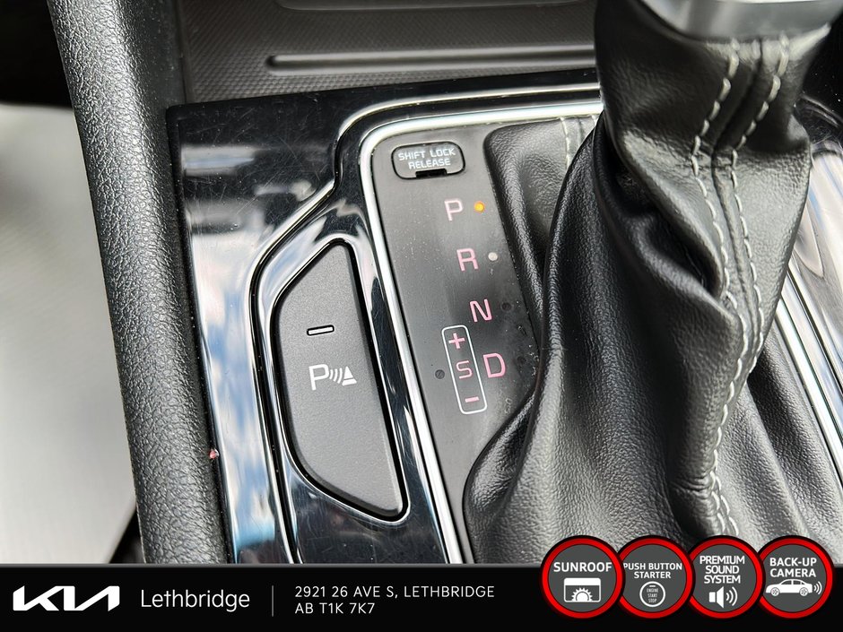 2018 Kia NIRO SX Touring-15
