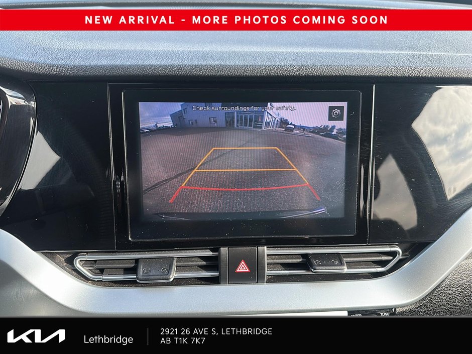 2022 Kia Niro L-17