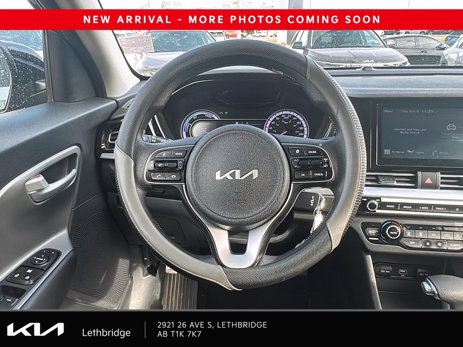 2022 Kia Niro L-11