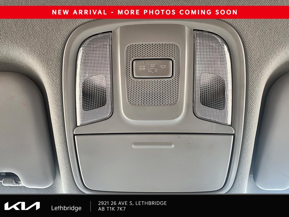 2022 Kia Niro L-18