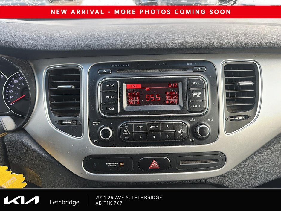 2017 Kia Rondo LX-13
