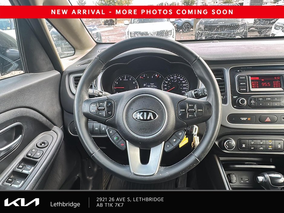 2017 Kia Rondo LX-11