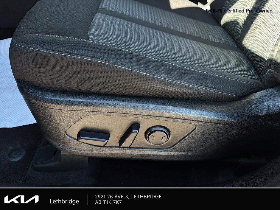 2023 Kia Sorento LX-15