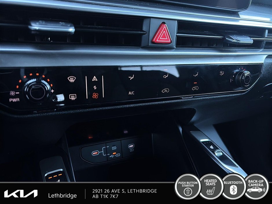 2025 Kia Sorento LX-21