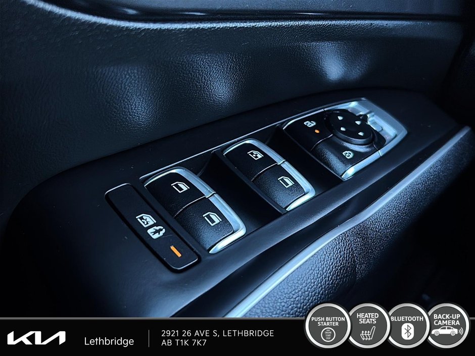 2025 Kia Sorento LX-16