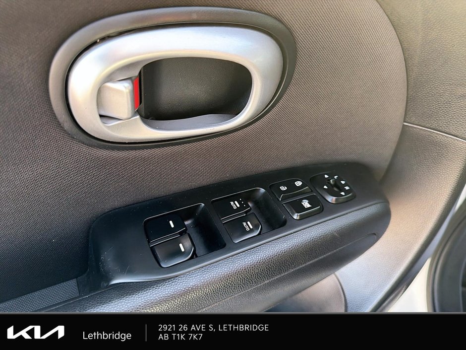 2016 Kia Soul LX-9