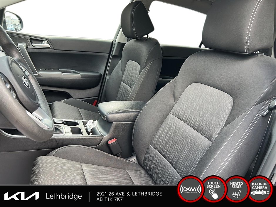 2021 Kia Sportage LX-8