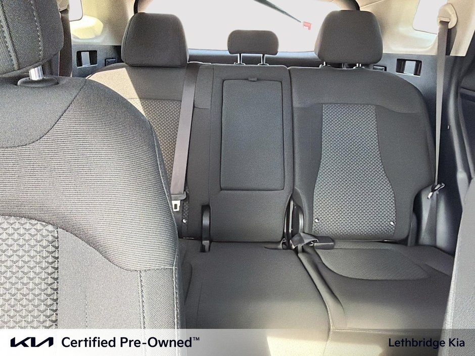 2024 Kia Sportage LX-18