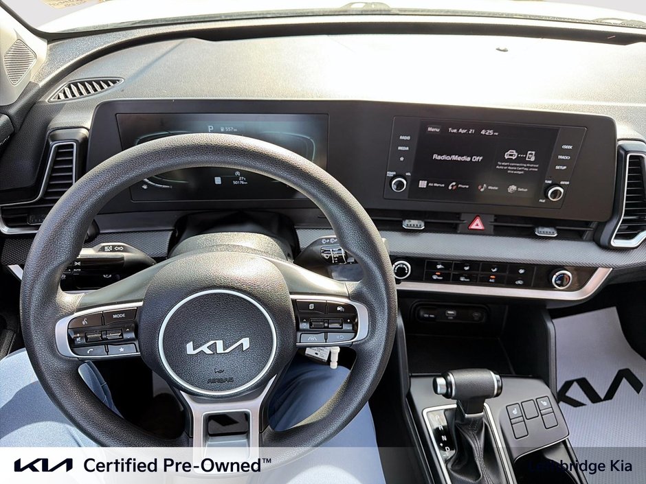 2024 Kia Sportage LX-17