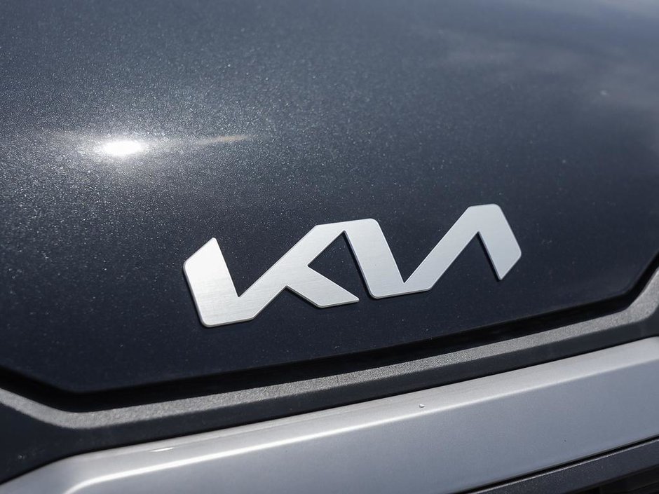 2026 Kia Sportage LX-8