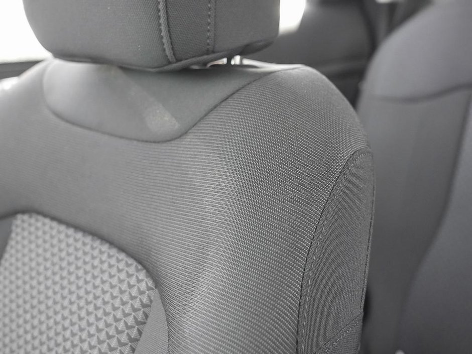 2026 Kia Sportage LX-18