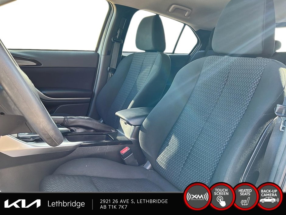 2023 Mitsubishi ECLIPSE CROSS ES-8