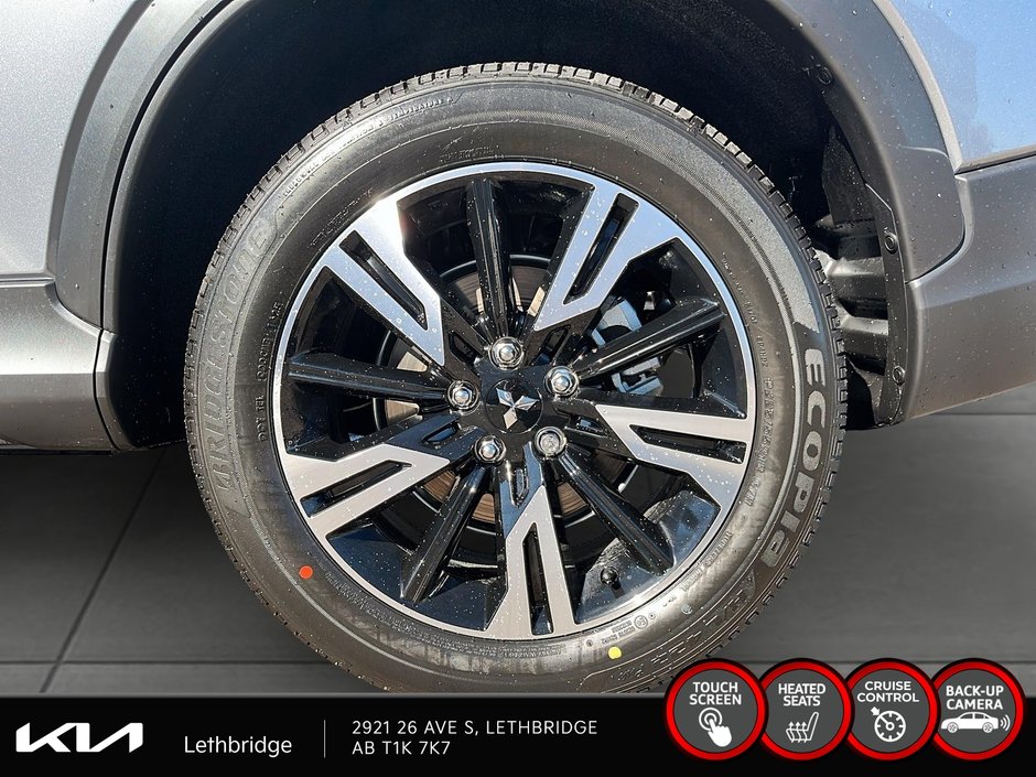 2025 Mitsubishi Eclipse Cross ES-6