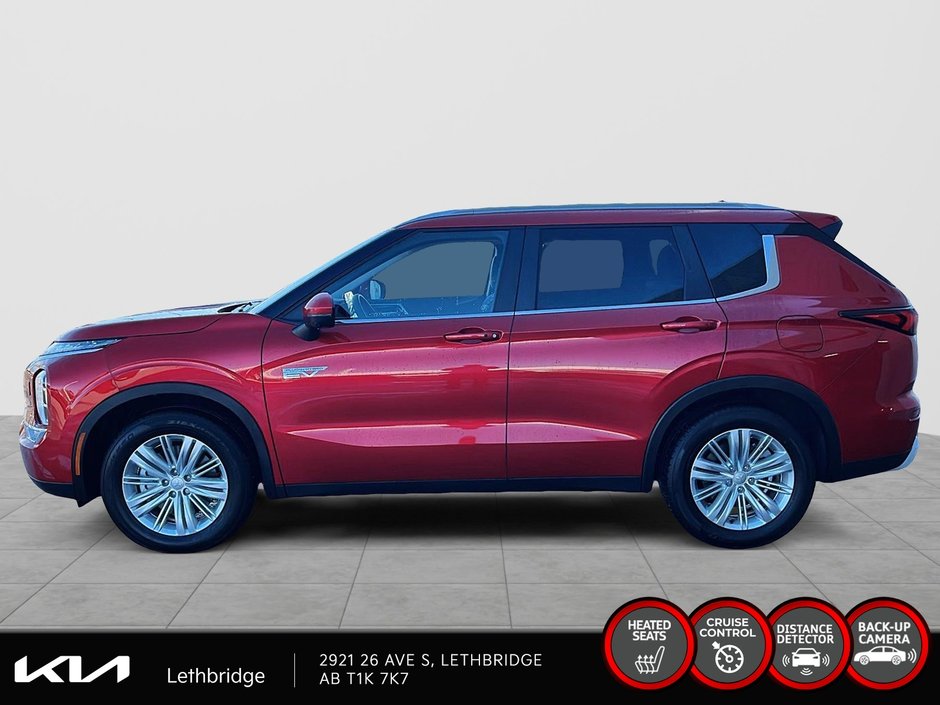 2024 Mitsubishi Outlander Plug-In Hybrid LE-4