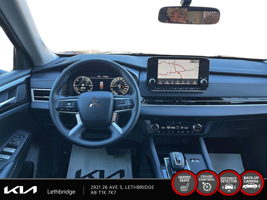 2024 Mitsubishi Outlander Plug-In Hybrid LE-9