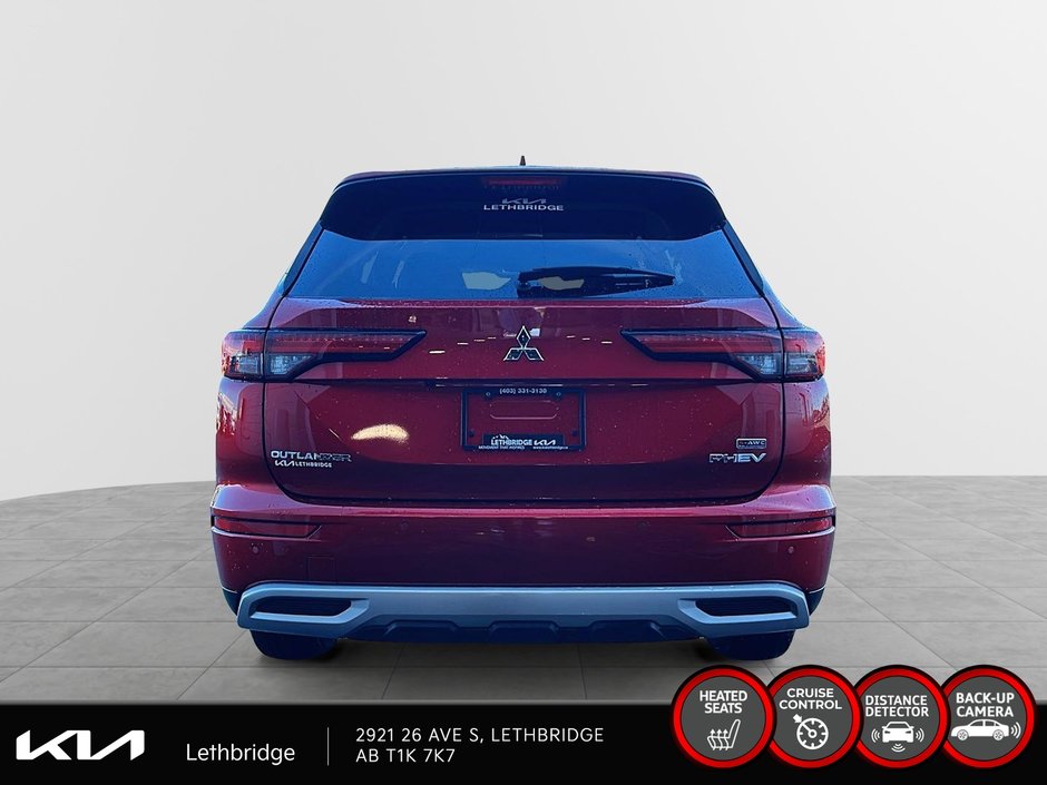 2024 Mitsubishi Outlander Plug-In Hybrid LE-2