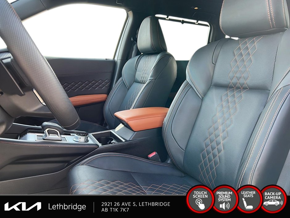 2024 Mitsubishi Outlander GT-8