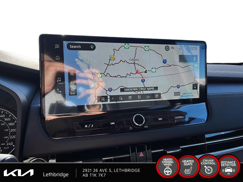 2025 Mitsubishi Outlander LE-17