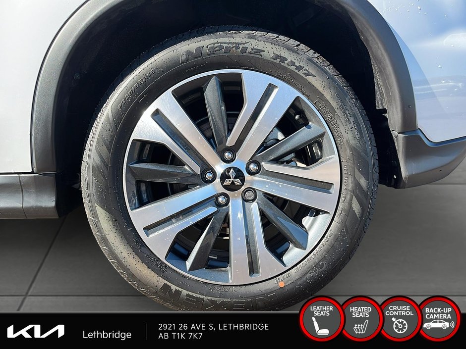 2024 Mitsubishi RVR GT-6