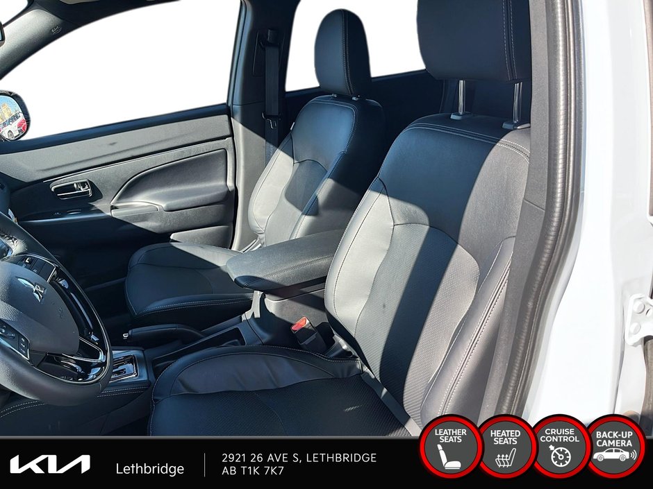 2024 Mitsubishi RVR GT-8