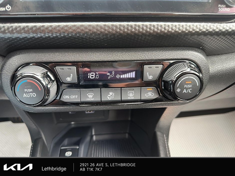 2024 Nissan Kicks SV-16