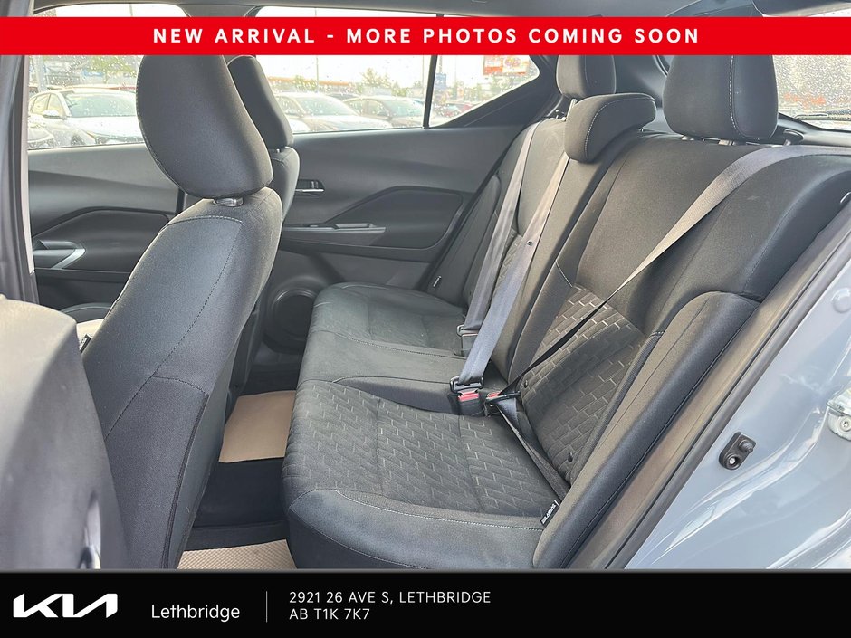2024 Nissan Kicks SV-8