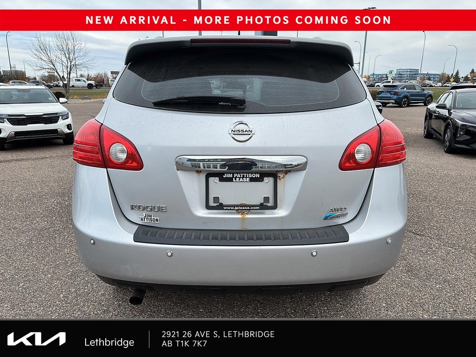 2012 Nissan Rogue S-4