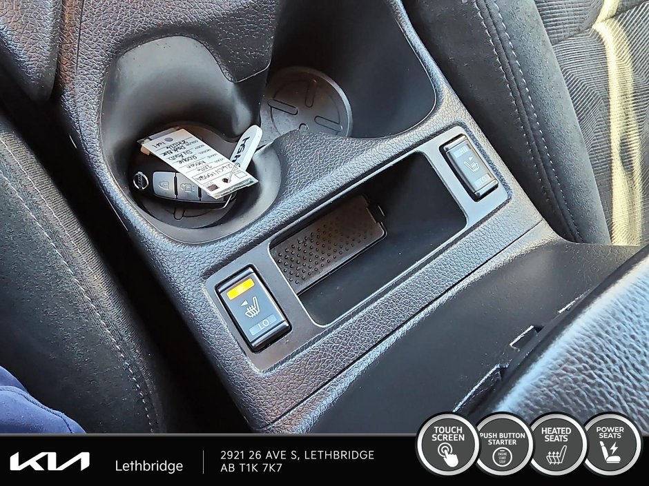 2016 Nissan Rogue SV-16