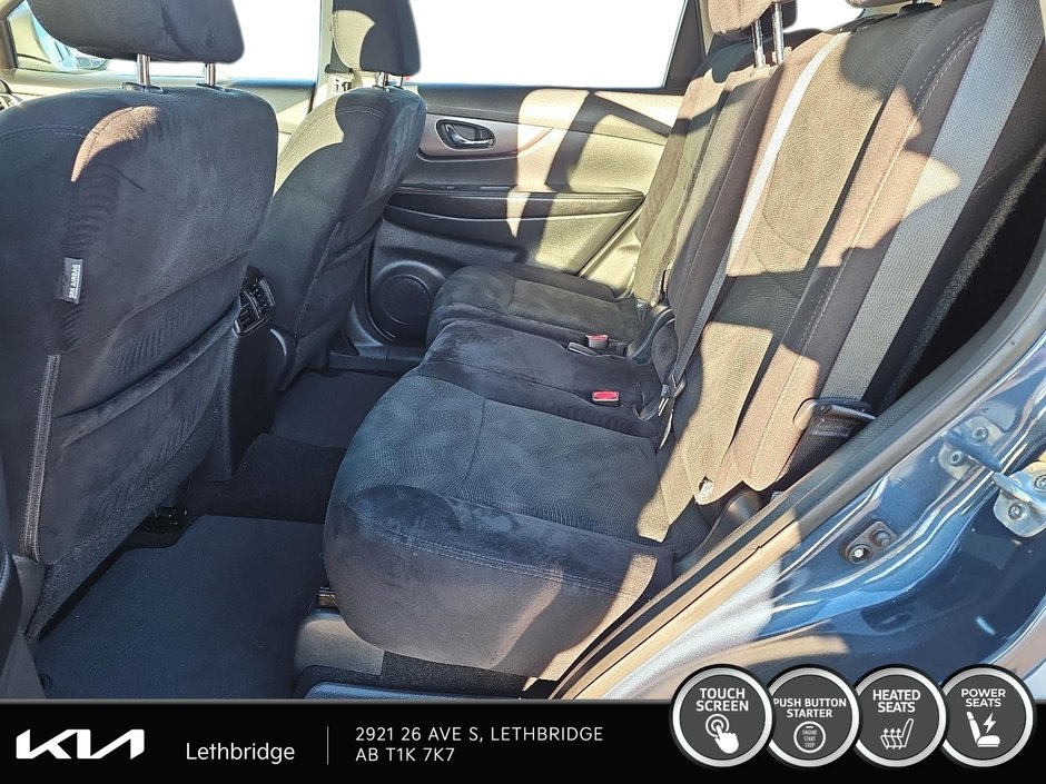 2016 Nissan Rogue SV-9