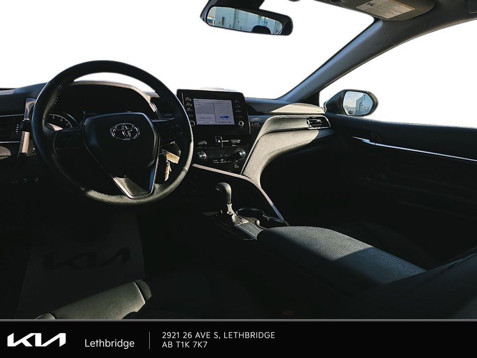 2024 Toyota Camry SE-9