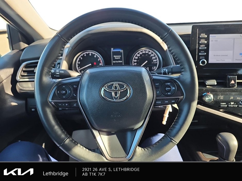 2024 Toyota Camry SE-12