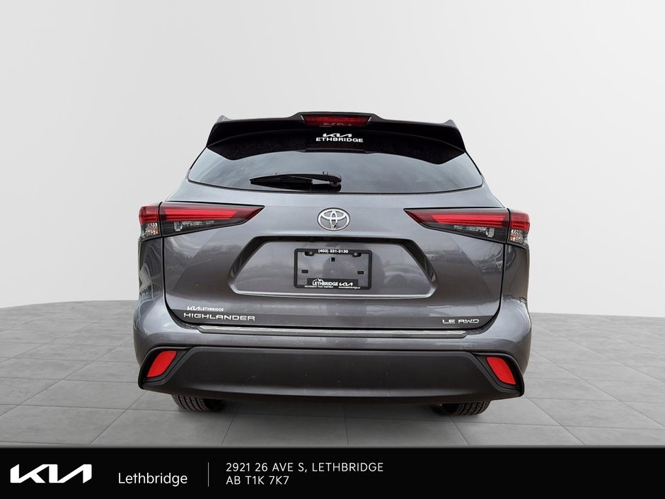 2024 Toyota Highlander LE-2
