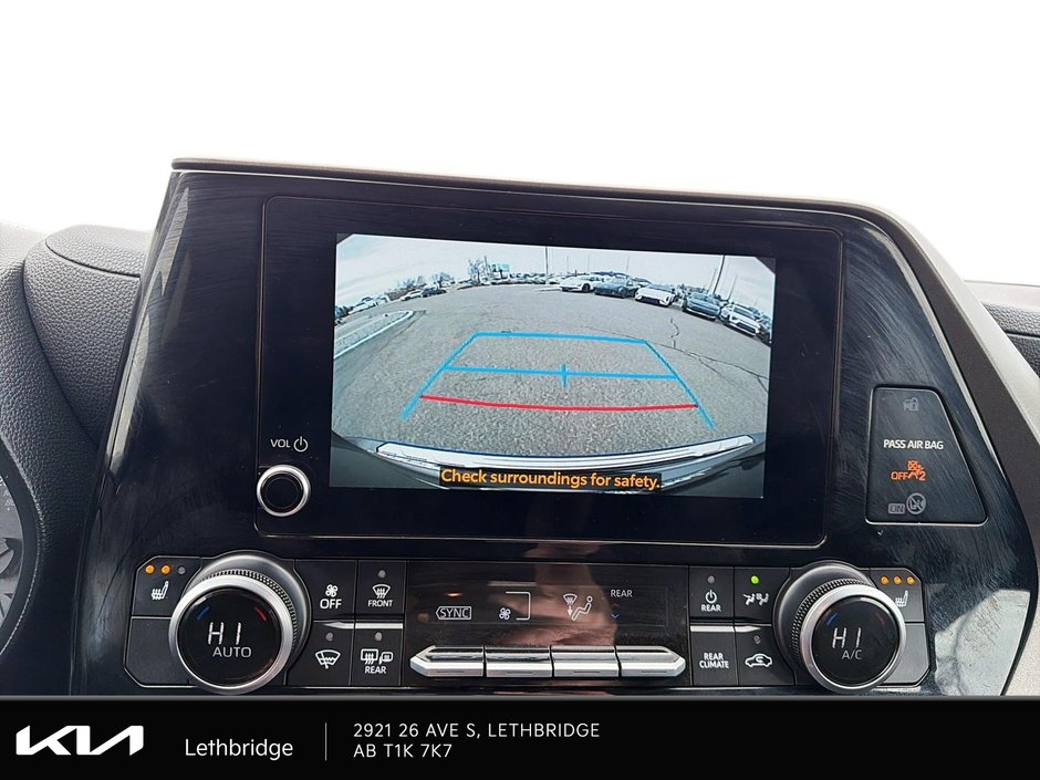 2024 Toyota Highlander LE-22