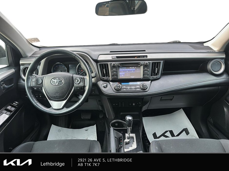 2018 Toyota RAV4 XLE-9