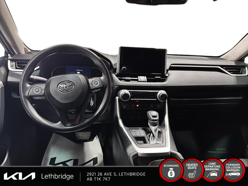2023 Toyota RAV4 LE-9
