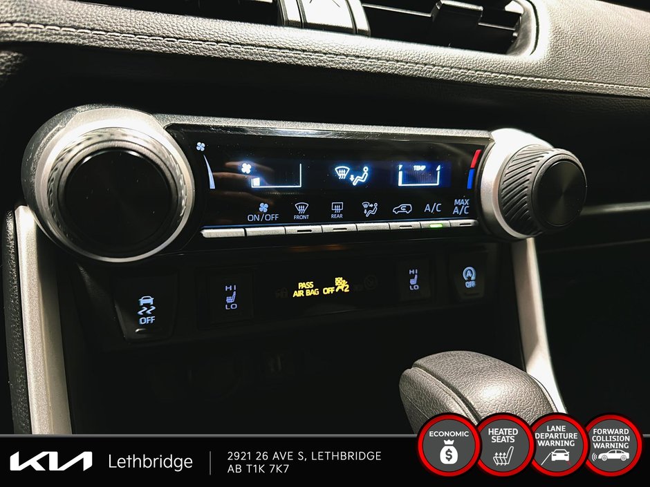 2023 Toyota RAV4 LE-17