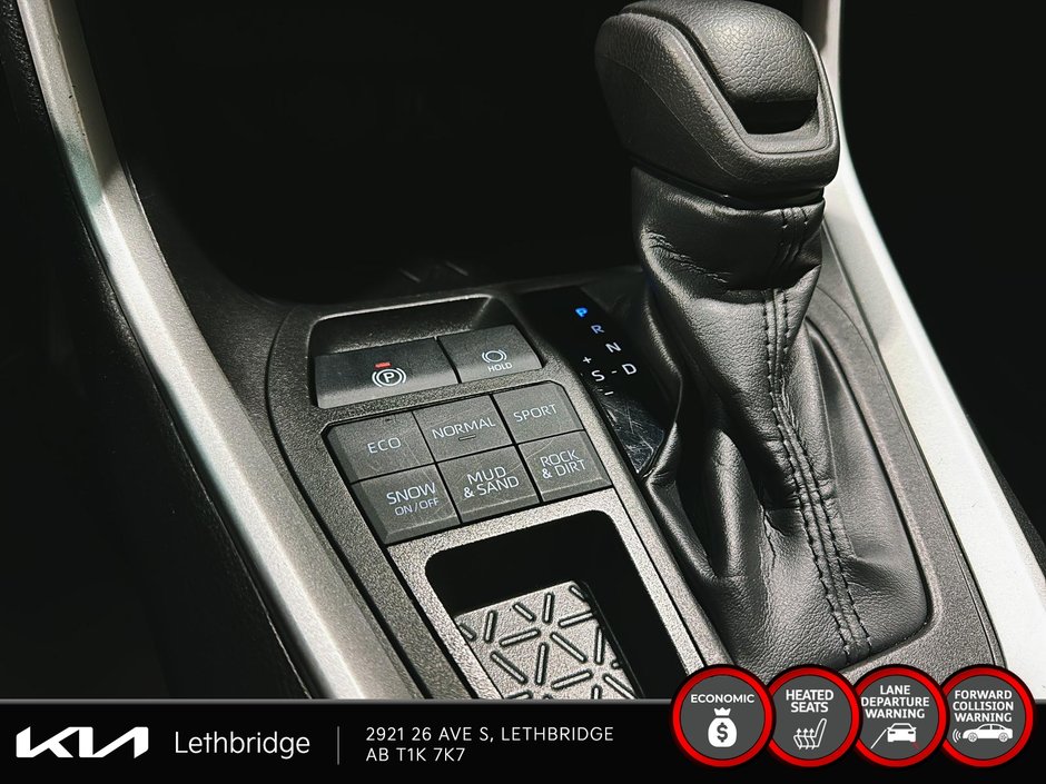 2023 Toyota RAV4 LE-16