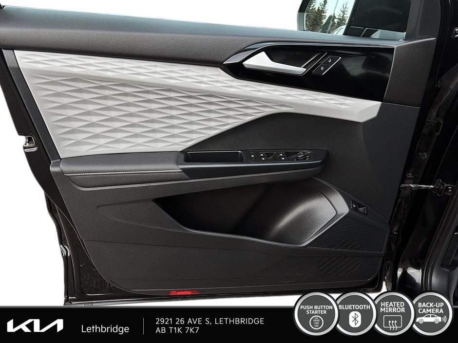 2024 Volkswagen Taos Trendline-10