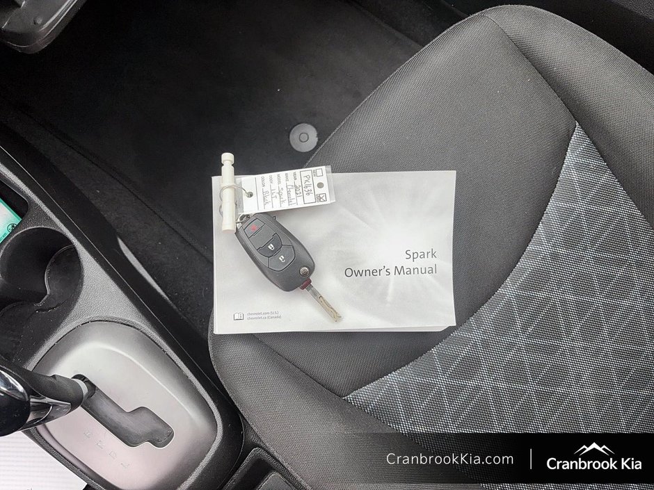 2021 Chevrolet Spark 1LT-16