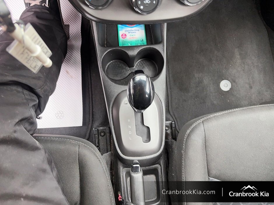 2021 Chevrolet Spark 1LT-15