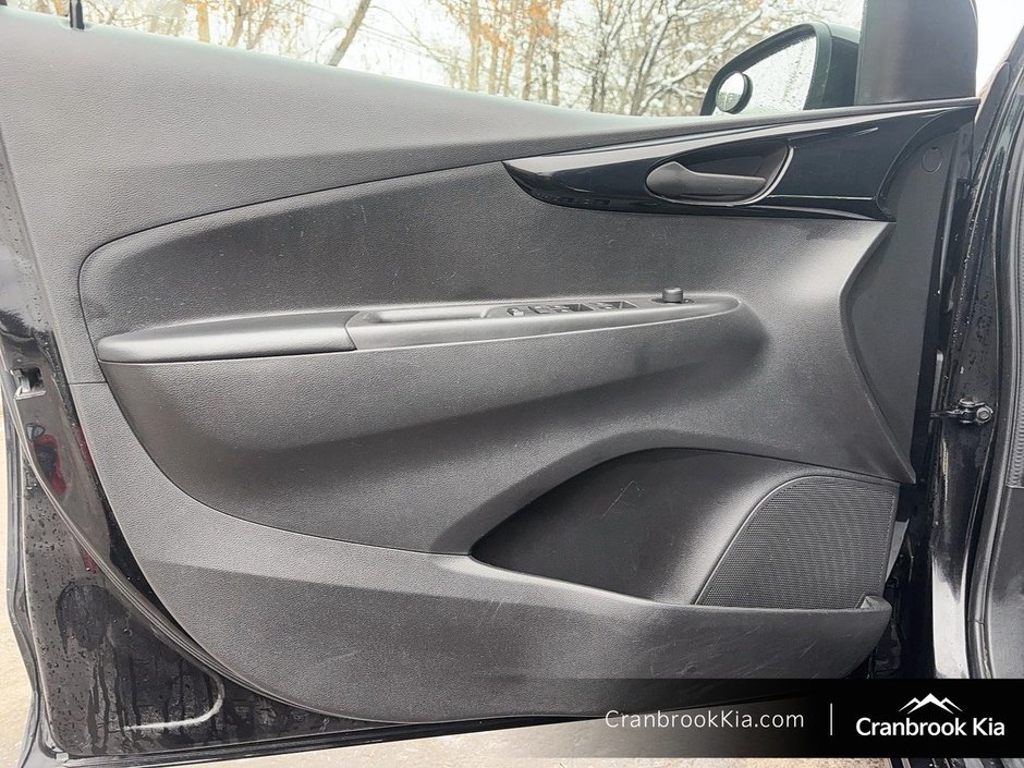 2021 Chevrolet Spark 1LT-11