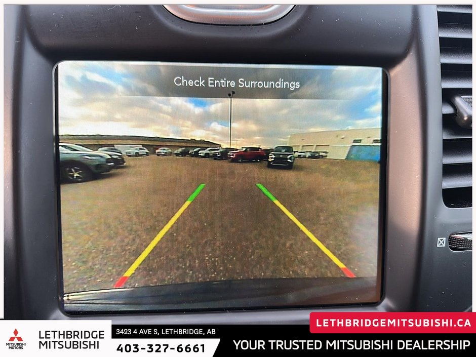 2023 Chrysler 300 Touring-14