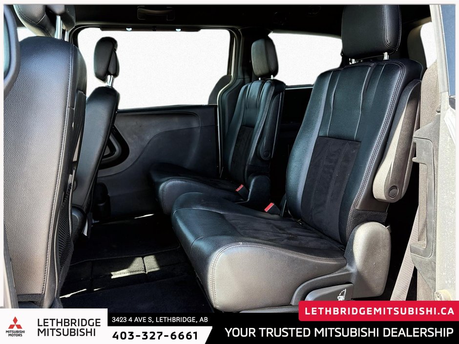 2020 Dodge Grand Caravan Premium Plus-9