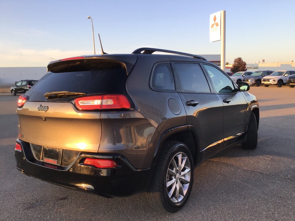 2018 Jeep Cherokee North-5