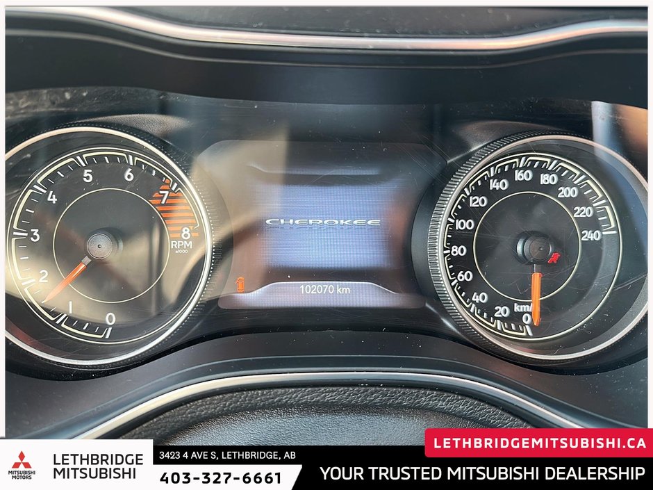 2020 Jeep Cherokee Trailhawk-12