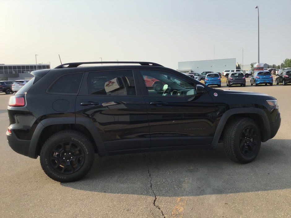 2022 Jeep Cherokee Trailhawk Elite-5